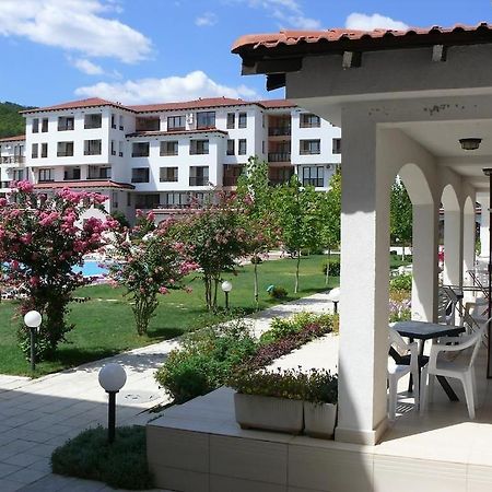 Апартаменты Harmony Hills Poseidon Рогачево Экстерьер фото