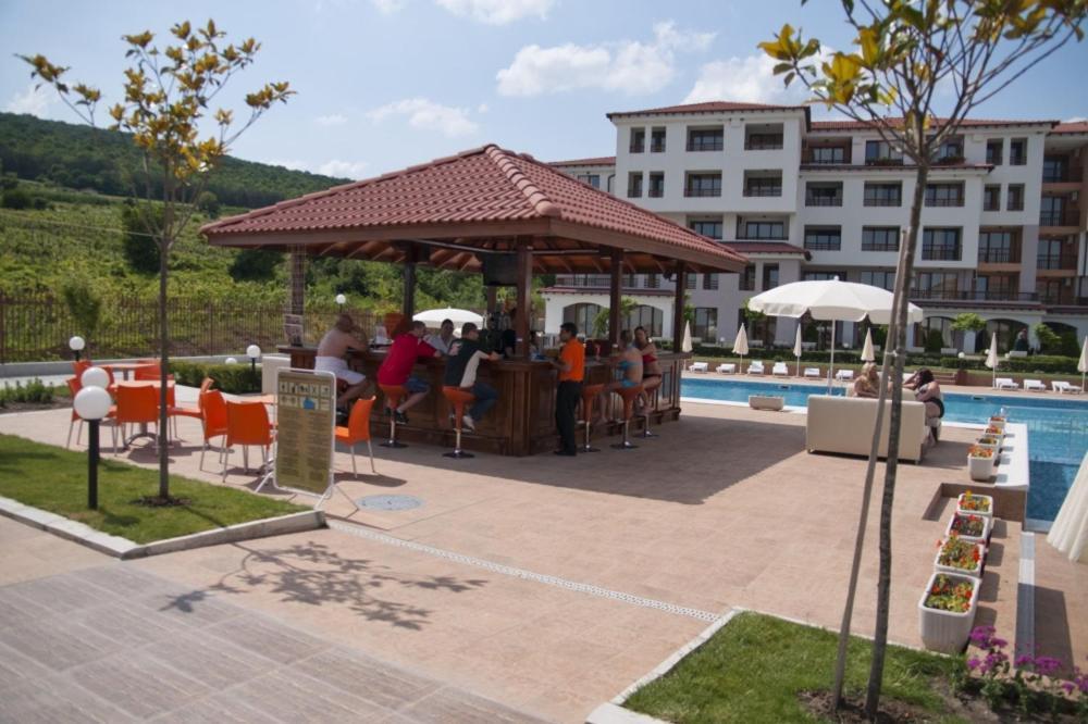 Апартаменты Harmony Hills Poseidon Рогачево Экстерьер фото